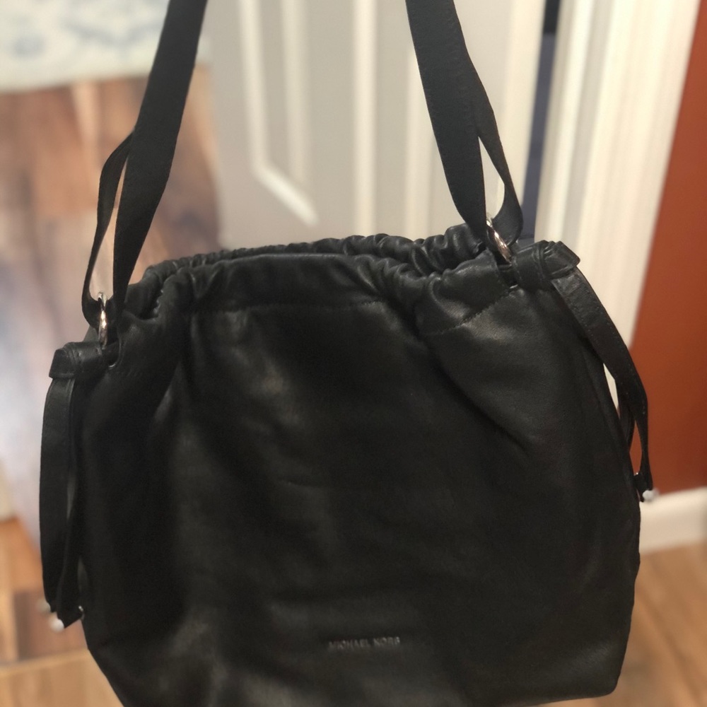 Black leather Michael lord shoulder purse